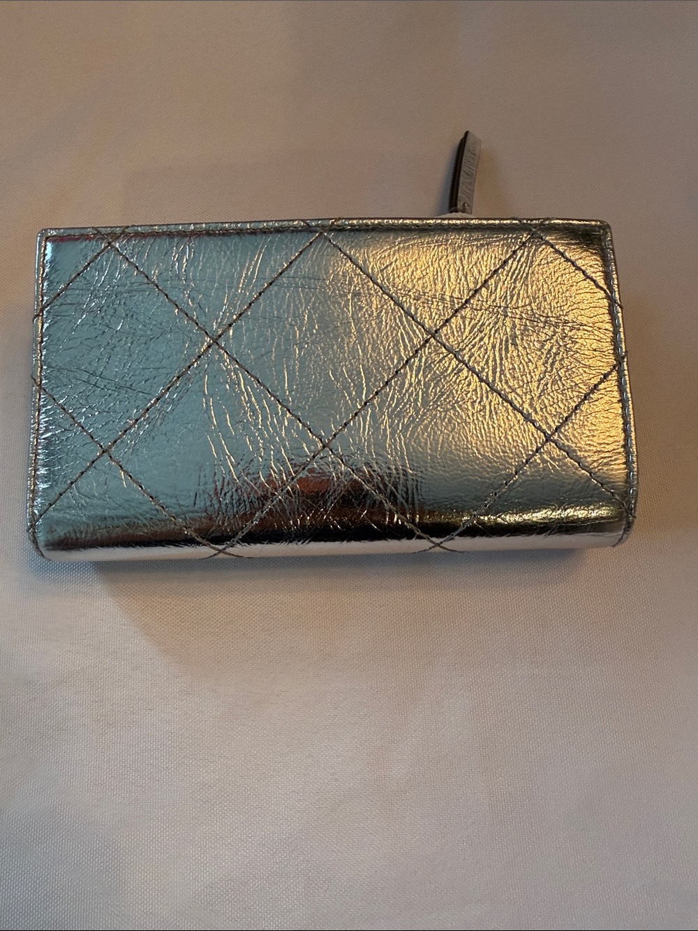 Tory Burch Metallic Quilted Zip Wallet - Silver - Picture 2 of 6